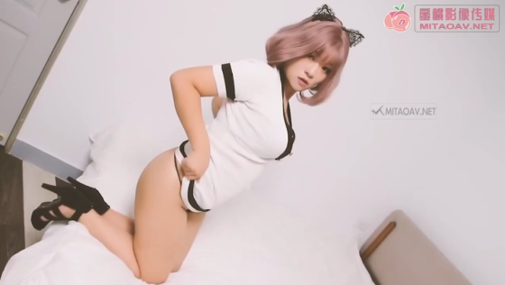 Sex Thái Lan được chén cô em da trắng mặt cực xinh